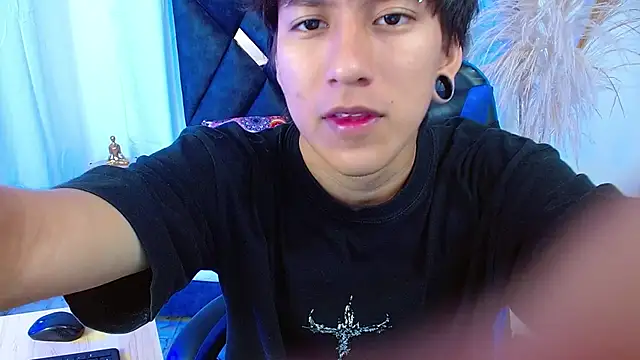 nikoo 18 online show from 02.06.26