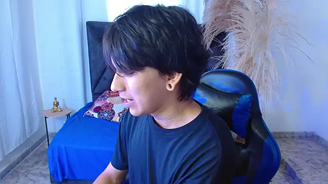 nikoo 18 online show from 03.13.26