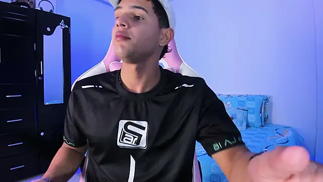 Snapshot of Adrian_Prime_ chatting on 02.24.26 Adrian Prime online show from 02.24.26