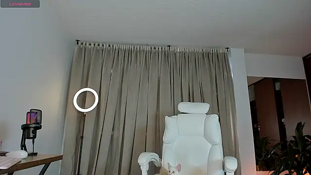 karinnixx online show from 03.03.26