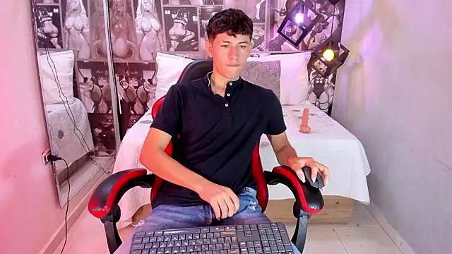 Christian Foxx online show from 03.17.26