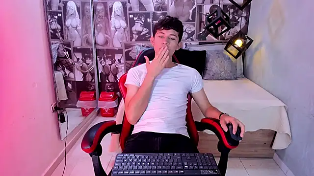 Christian Foxx online show from 04.09.26