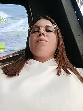 Snapshot of Rouse_24_ chatting on 02.21.26 Rouse 24 online show from 02.21.26