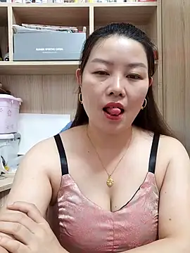 Snapshot of Jennie_dogy chatting on 06.22.26 Jennie dogy online show from 06.22.26
