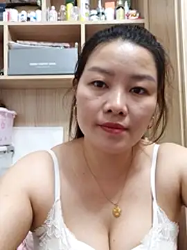 Snapshot of Jennie_dogy chatting on 06.22.26 Jennie dogy online show from 06.22.26