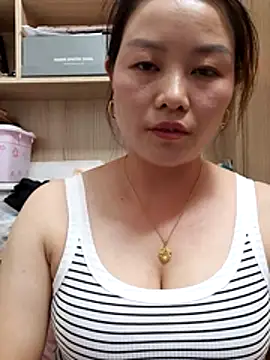 Snapshot of Jennie_dogy chatting on 06.26.26 Jennie dogy online show from 06.26.26