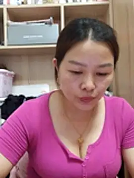 Snapshot of Jennie_dogy chatting on 06.27.26 Jennie dogy online show from 06.27.26