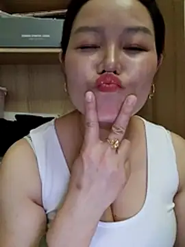 Snapshot of Jennie_dogy chatting on 07.02.26 Jennie dogy online show from 07.02.26