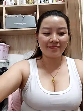 Snapshot of Jennie_dogy chatting on 07.04.26 Jennie dogy online show from 07.04.26