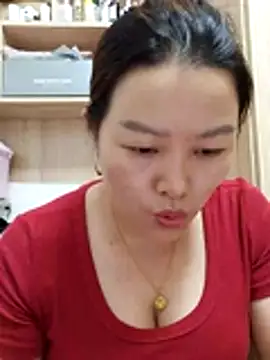 Snapshot of Jennie_dogy chatting on 07.16.26 Jennie dogy online show from 07.16.26