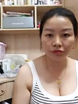 Snapshot of Jennie_dogy chatting on 07.17.26 Jennie dogy online show from 07.17.26