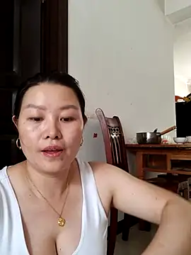 Snapshot of Jennie_dogy chatting on 08.02.26 Jennie dogy online show from 08.02.26