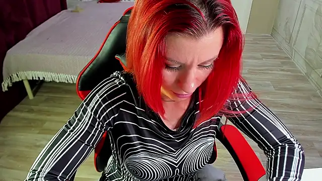 Snapshot of RinaFox__ chatting on 02.20.26 RinaFox online show from 02.20.26