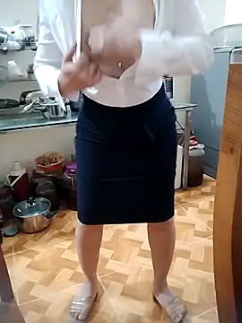 LiilyZi online show from 02.27.26