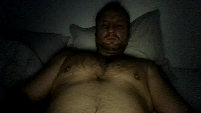 Snapshot of Tommyzzzzzz chatting on 12.14.25 Tommyzzzzzz online show from 12.14.25