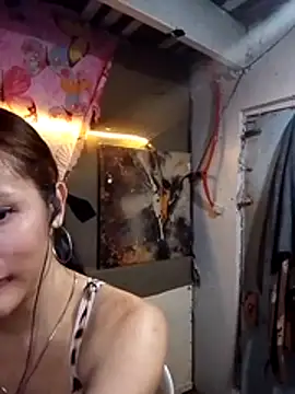 Snapshot of GeorginaLove09 chatting on 05.22.26 GeorginaLove09 online show from 05.22.26