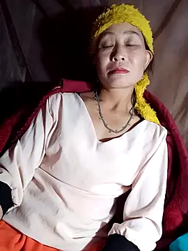 witch-xx online show from 04.04.26