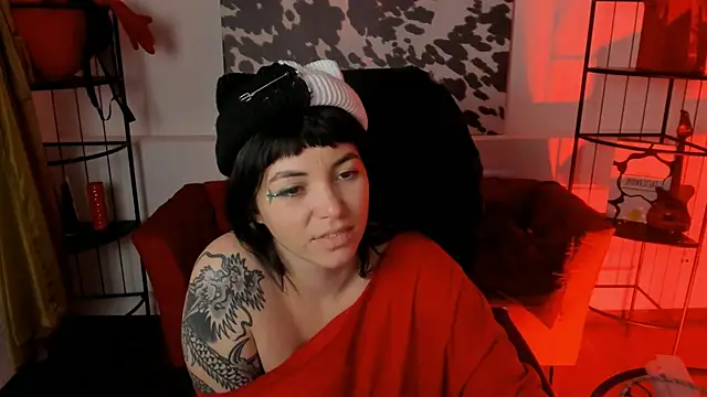 Snapshot of NeoGeisha chatting on 05.31.26 NeoGeisha online show from 05.31.26