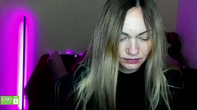 Snapshot of BlondMikey22 chatting on 02.10.26 BlondMikey22 online show from 02.10.26