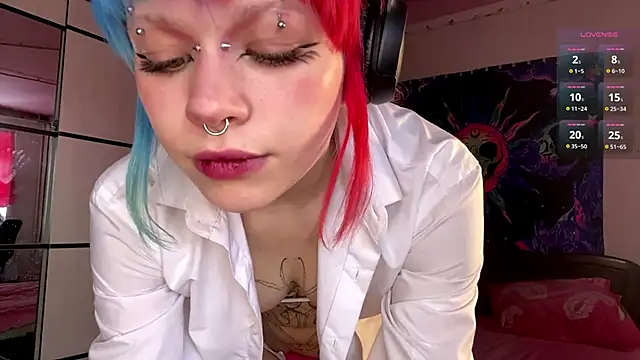 Snapshot of MeowMixer chatting on 02.28.26 MeowMixer online show from 02.28.26