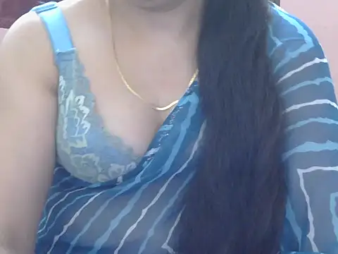 Snapshot of Cute_Sheetal chatting on 05.02.26 Cute Sheetal online show from 05.02.26