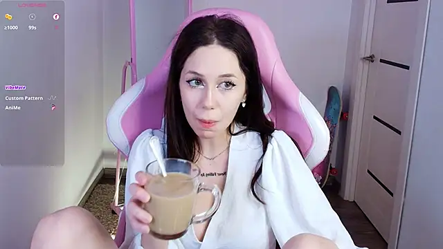 laylaura online show from 02.26.26