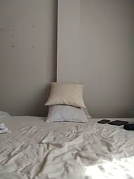 Lyonette reading1 online show from 02.27.26