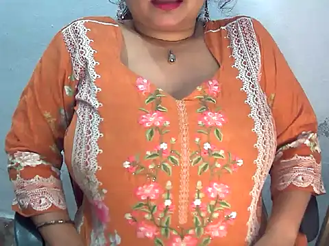 Snapshot of Saniya_K2 chatting on 07.11.26 Saniya K2 online show from 07.11.26