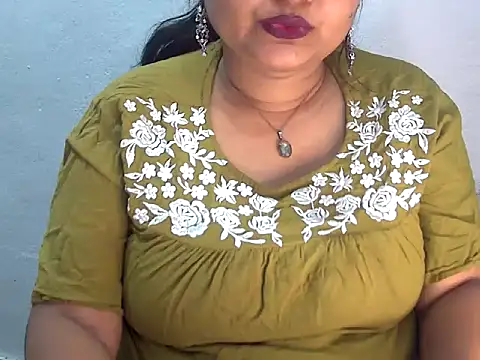 Snapshot of Saniya_K2 chatting on 07.12.26 Saniya K2 online show from 07.12.26