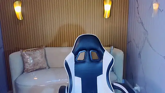 Snapshot of Perla_Moon_Tx chatting on 02.26.26 Perla Moon Tx online show from 02.26.26