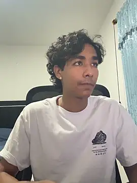 Pedestal diamant online show from 03.03.26