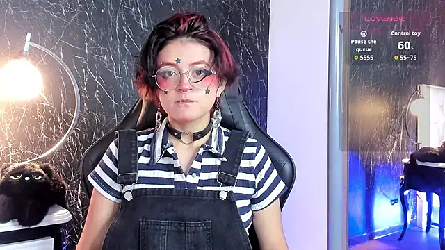 YuuMiko online show from 04.08.26