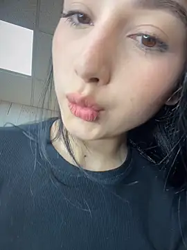 Snapshot of BadLilAngelXXX chatting on 04.04.26 BadLilAngelXXX online show from 04.04.26