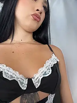 Snapshot of BadLilAngelXXX chatting on 04.13.26 BadLilAngelXXX online show from 04.13.26