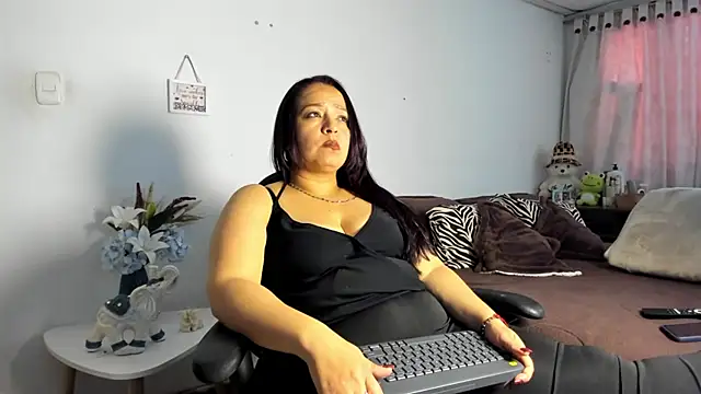 Snapshot of _Ivannaheat chatting on 02.12.26 Ivannaheat online show from 02.12.26