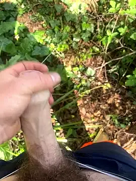 enormebitedu31 online show from 04.08.26