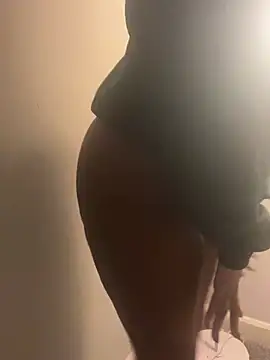 Snapshot of browncutie7 chatting on 02.11.26 browncutie7 online show from 02.11.26