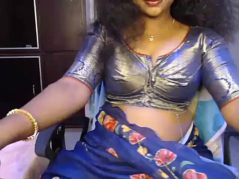 Snapshot of VixenNandhu chatting on 07.06.26 VixenNandhu online show from 07.06.26