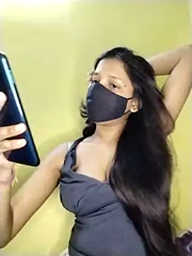 Snapshot of Naina-hott chatting on 05.08.26 Naina-hott online show from 05.08.26