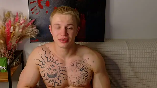 Snapshot of SterlingNoir chatting on 02.19.26 SterlingNoir online show from 02.19.26