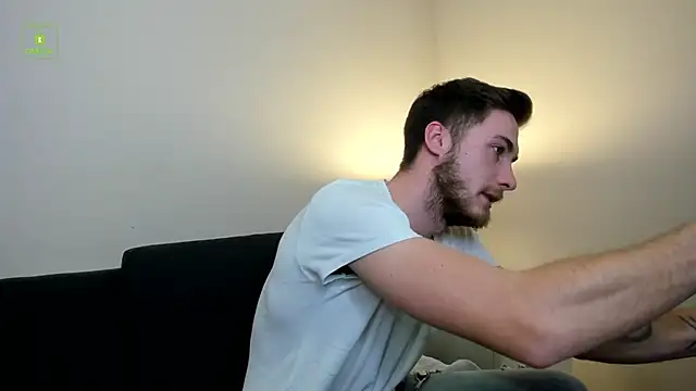 Snapshot of Harvey_Wiliams chatting on 02.14.26 Harvey Wiliams online show from 02.14.26