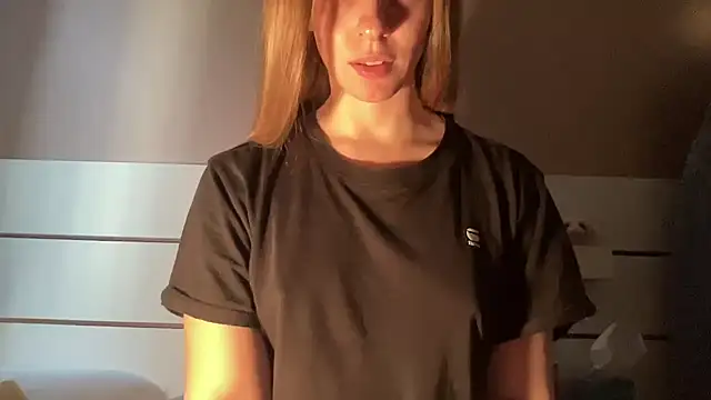 petiteetoile online show from 04.04.26