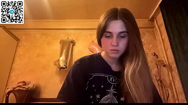 Snapshot of LovelySilk_63 chatting on 05.25.26 LovelySilk 63 online show from 05.25.26
