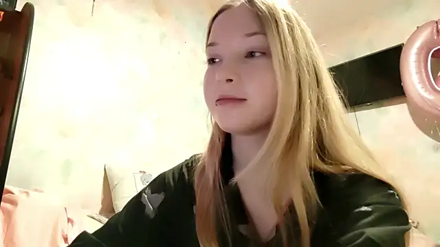 TiaBIanks online show from 03.05.26