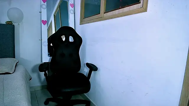 Snapshot of Sharlott_3 chatting on 03.11.26 Sharlott 3 online show from 03.11.26