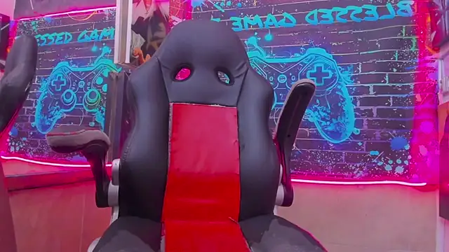 Snapshot of Jeanpieroo26 chatting on 02.23.26 Jeanpieroo26 online show from 02.23.26