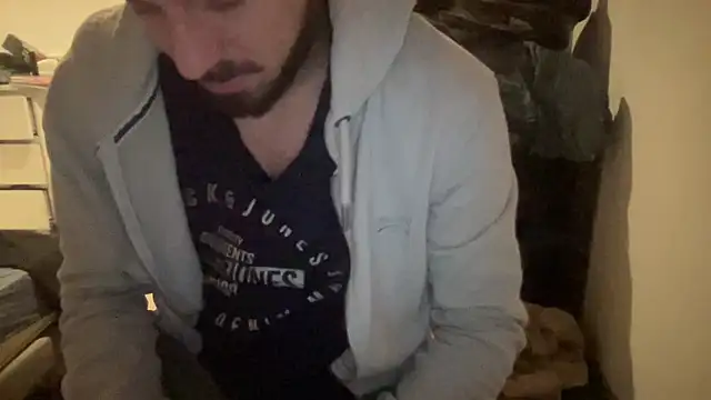 Snapshot of raoulbtnbois chatting on 02.14.26 raoulbtnbois online show from 02.14.26