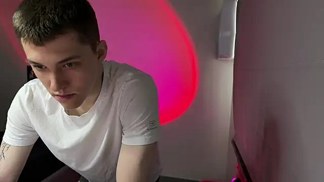 cronck52 online show from 04.17.26