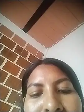 Snapshot of yericacaro chatting on 02.11.26 yericacaro online show from 02.11.26