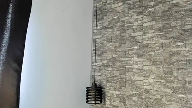 ASHLEY COLLINS1 online show from 04.17.26